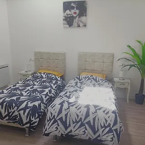 7-minutes-de-laeroport-cdg-4-bed-breakfast-thieux.fr-paris.fr/