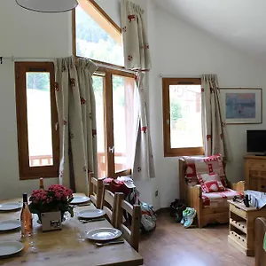 residence-grand-bois-cles-blanches.hotels-rhonealpes.com/